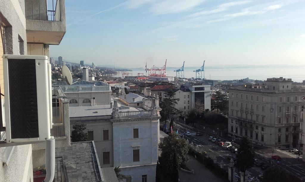 Apartment Moni Rijeka Eksteriør billede